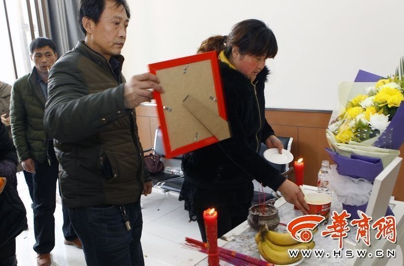 高陵李娜最新棺材圖片，與自然美景的邂逅展示