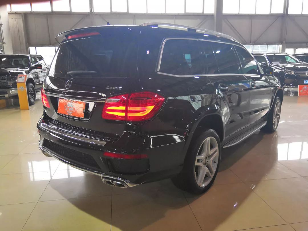 GL400奔馳最新報價，深度分析并附個人觀點