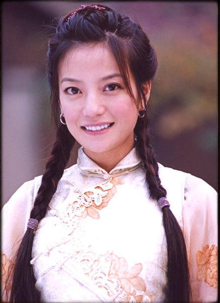 趙薇最新生活照片曝光，城市中的溫馨日常時光