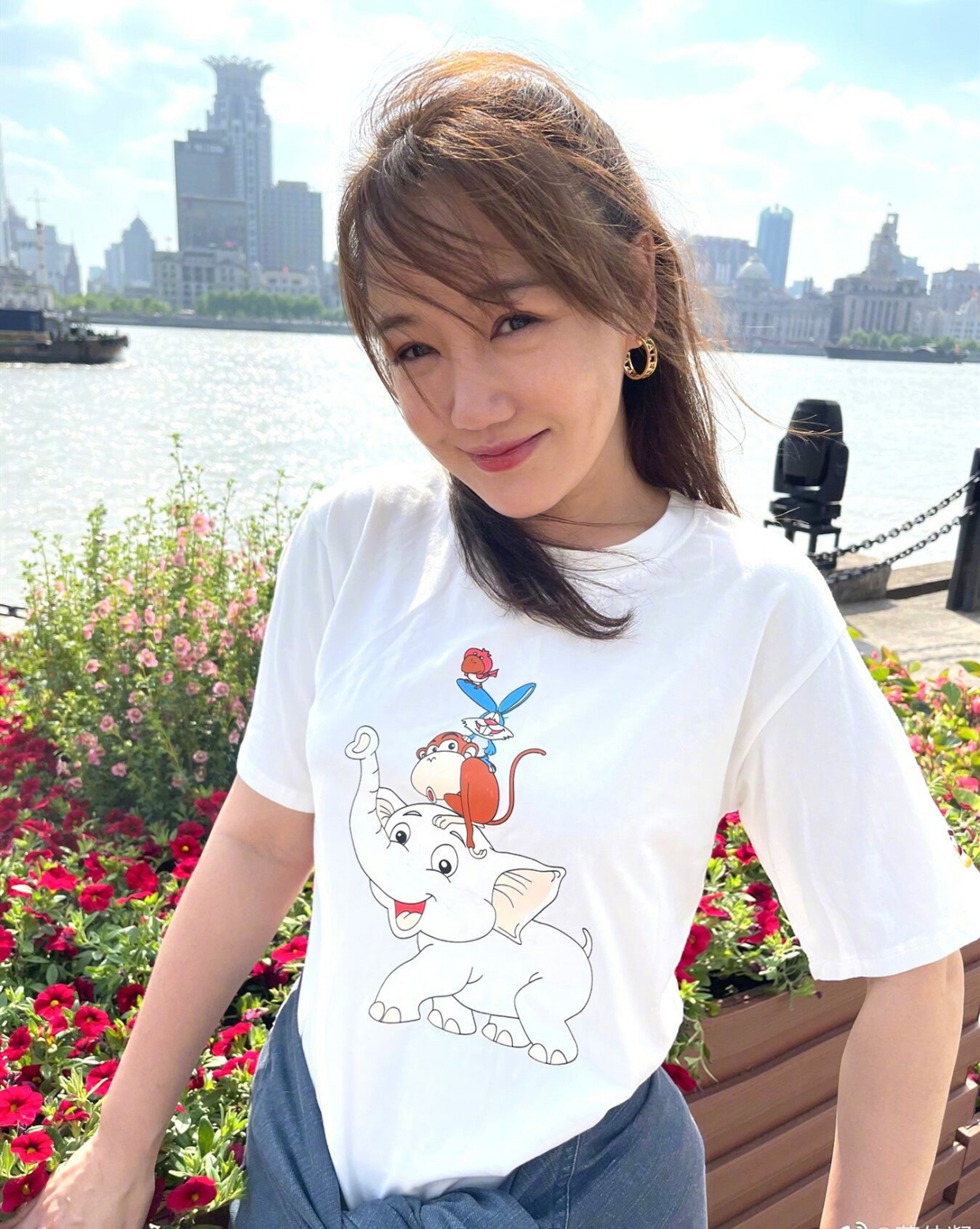 薜佳凝最新消息，展望2025年的動(dòng)態(tài)與論述