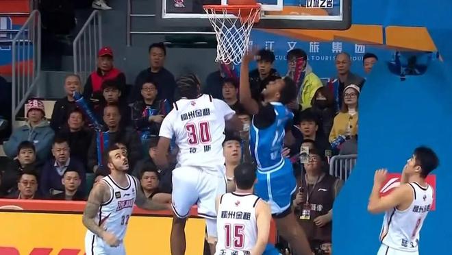 福建CBA熱血賽場，英雄輩出，最新賽事速遞