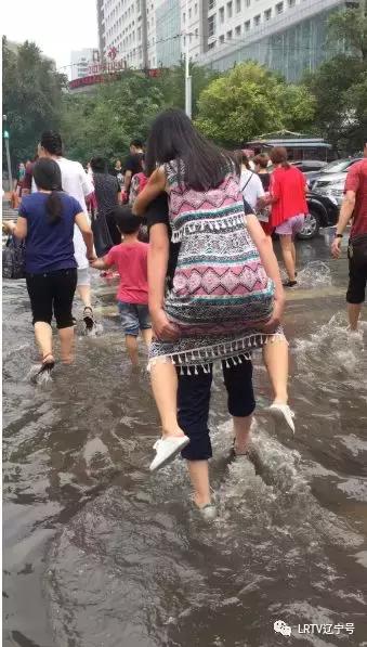 沈陽(yáng)大雨下的奇遇，特色小店的魅力