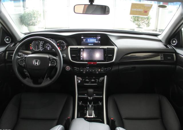 最新款銳志報(bào)價(jià)及圖片，家庭歡聚的理想購車選擇