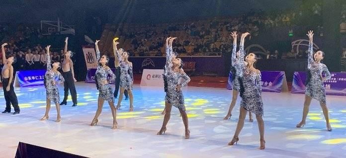 最新牛仔舞雙人舞教學(xué)，小巷深處的舞蹈寶藏探秘